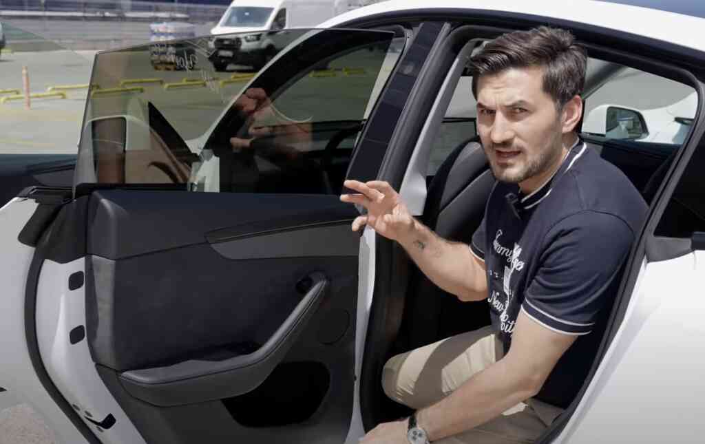 Eski Model Y ile Model Y Juniper kıyaslaması: Hangisini tercih etmeli?