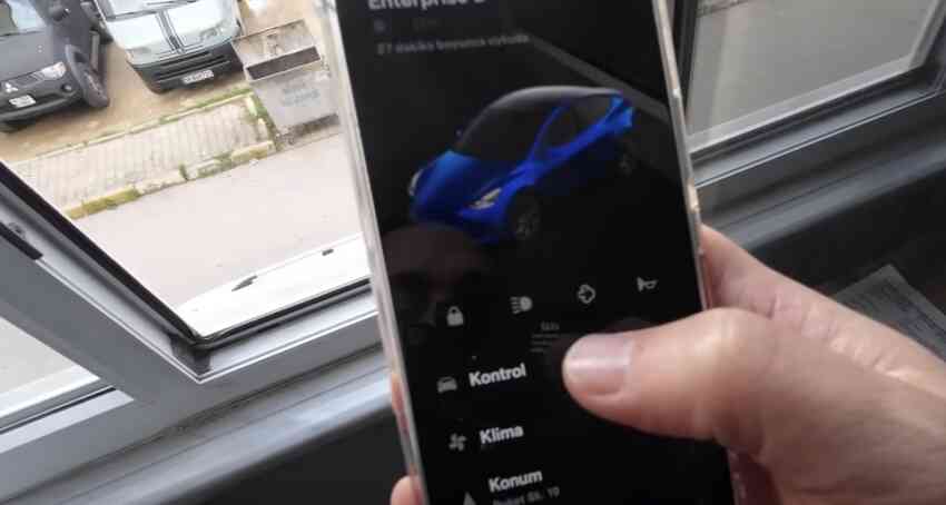 Tesla’da internet: Standart vs Premium Bağlantı karşılaştırması